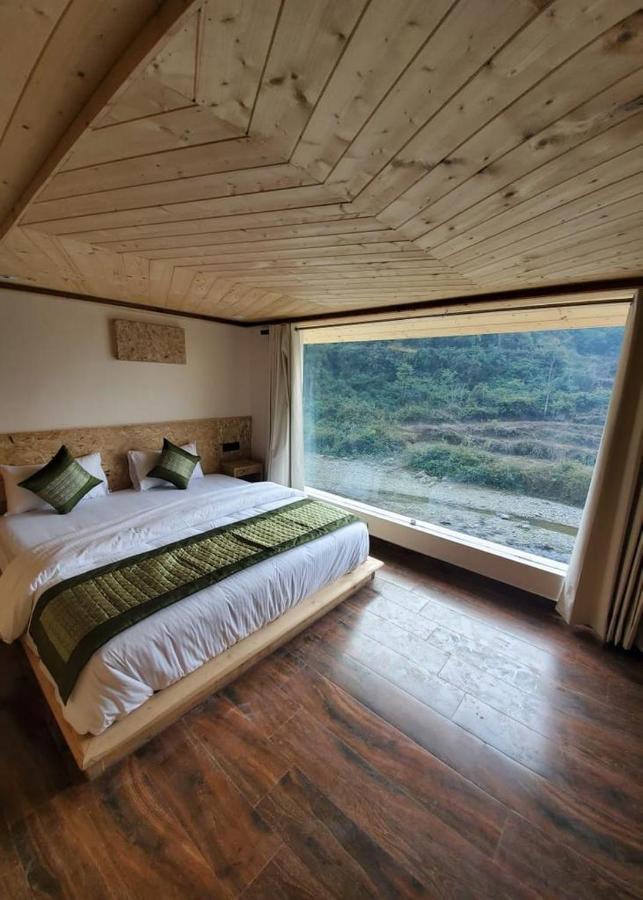 7 Hills Hotel And Resort Lansdowne Exteriér fotografie