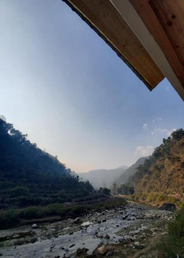 7 Hills Hotel And Resort Lansdowne Exteriér fotografie